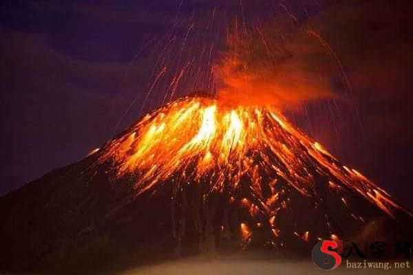 梦见火山爆发