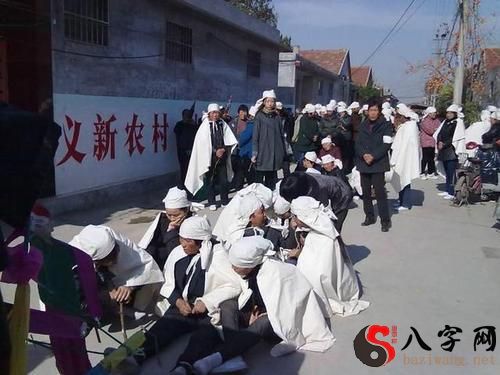 梦见去别人家参加白事